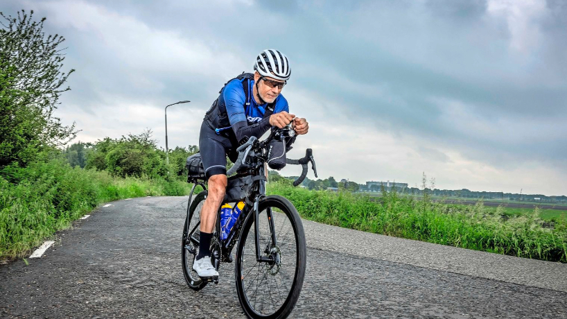 Gert Jan op de fiets